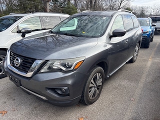 2018 Nissan Pathfinder SV SUV
