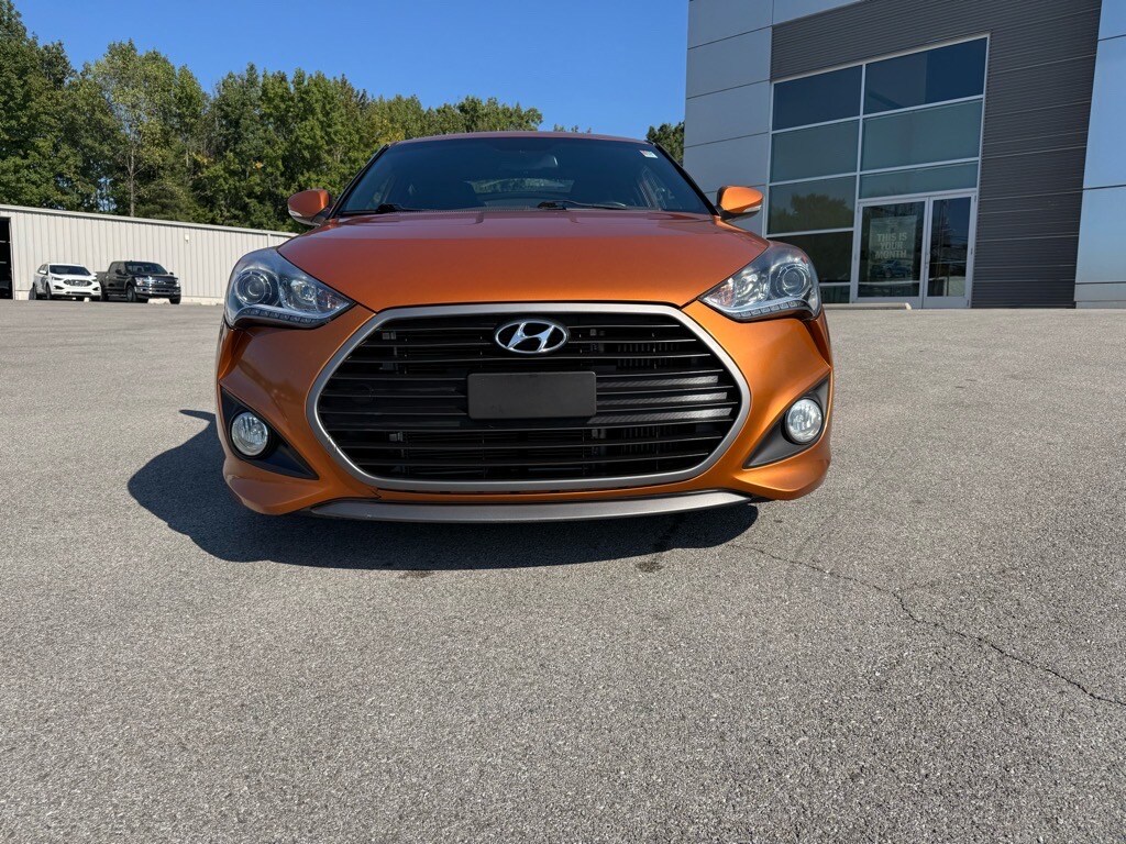 2016 Hyundai Veloster Turbo R-Spec Rally Edition photo 2