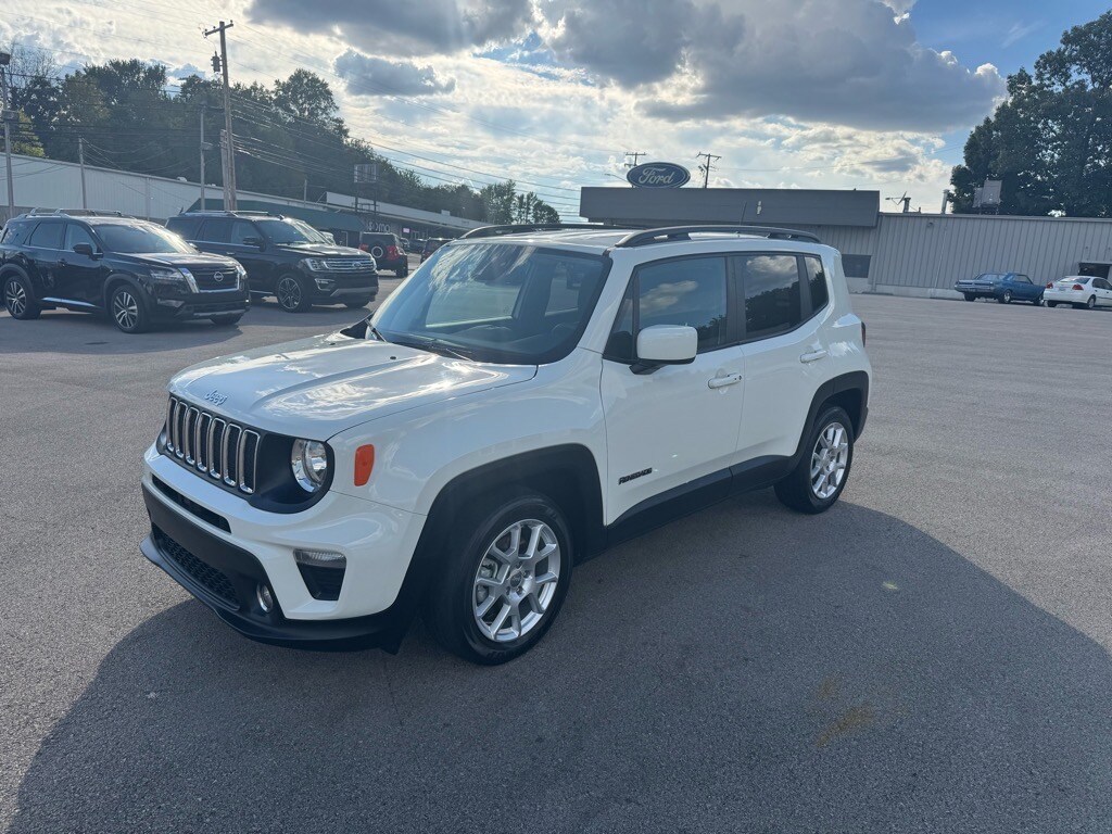 2021 Jeep Renegade Latitude photo 3