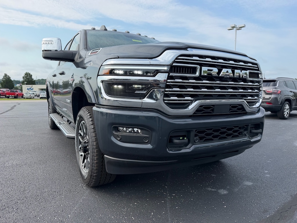 New 2026 Ram 2500 LIMITED LONGHORN CREW CAB 4X4 6'4 BOX Pickup