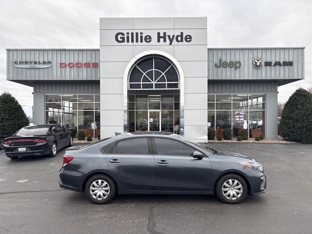 2019 Kia FORTE FE's photo