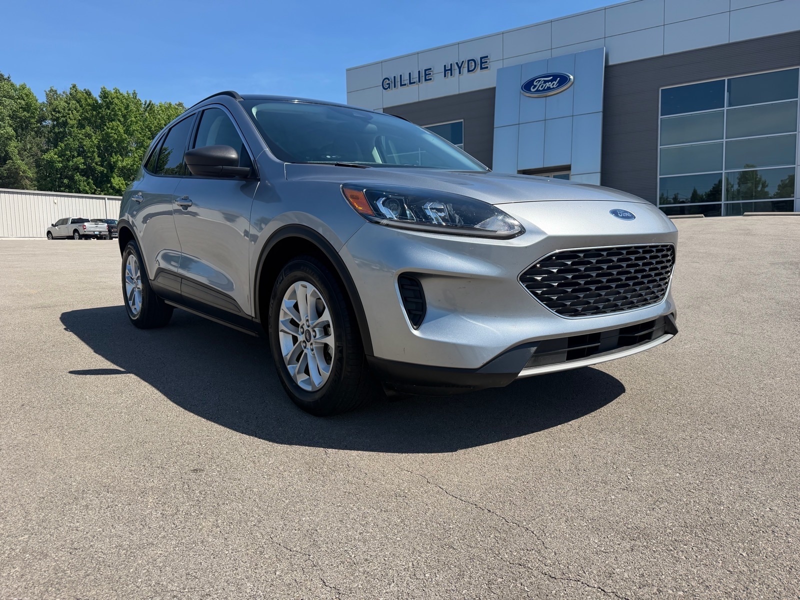 Used 2022 Ford Escape SE with VIN 1FMCU0BZXNUA03447 for sale in Glasgow, KY