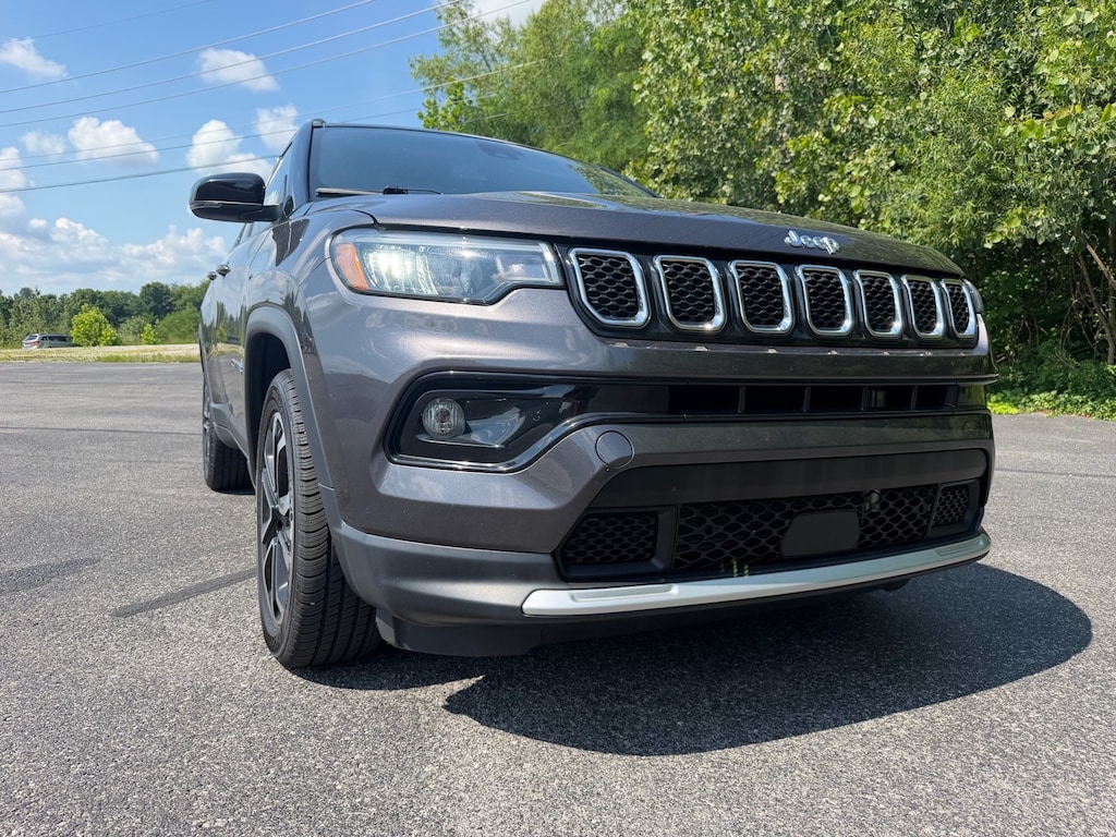 Used 2024 Jeep Compass Limited SUV