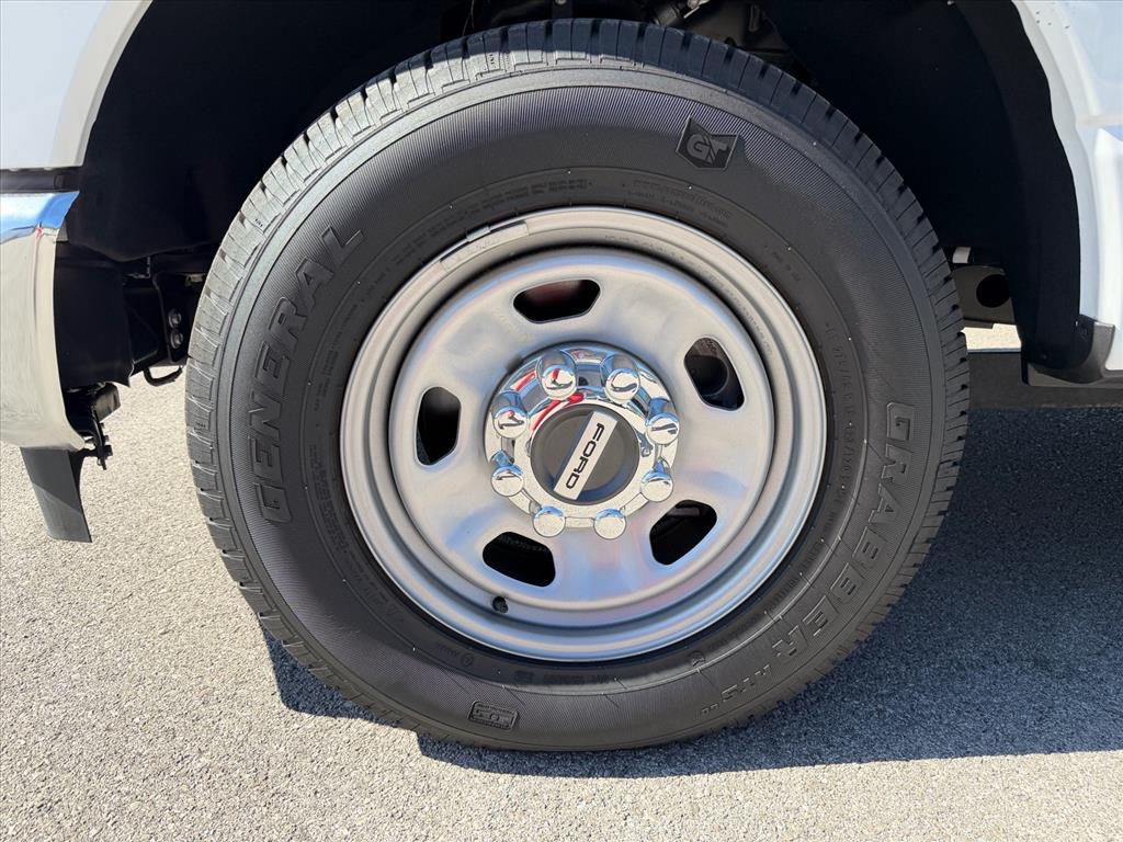 2024 Ford F-350 Super Duty XL - Photo 33