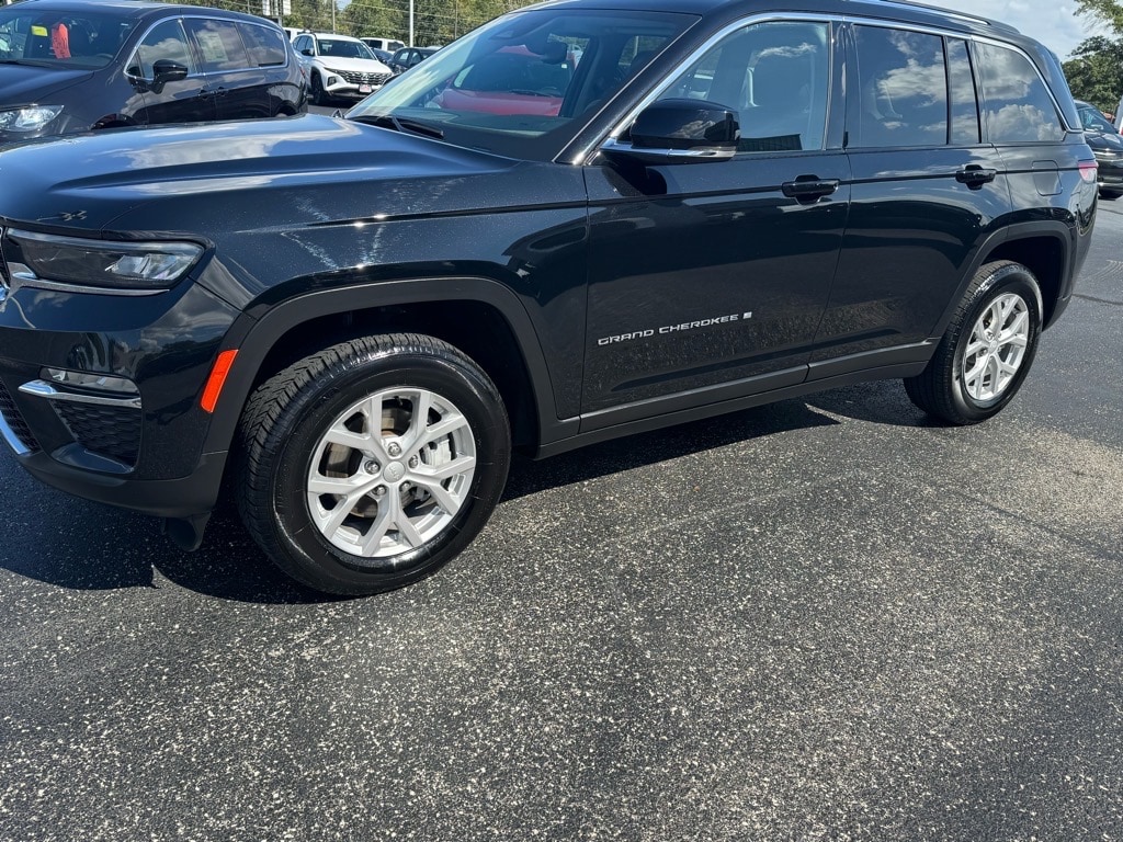 Used 2023 Jeep Grand Cherokee Limited SUV