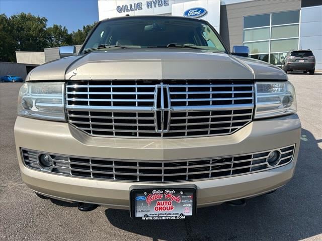 Used 2007 Lincoln Navigator Base with VIN 5LMFL285X7LJ24789 for sale in Glasgow, KY