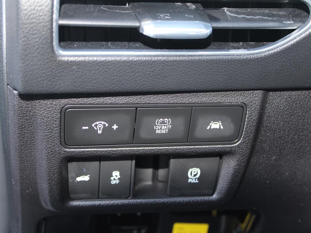 2023 Hyundai Sonata Hybrid SEL - Photo 19
