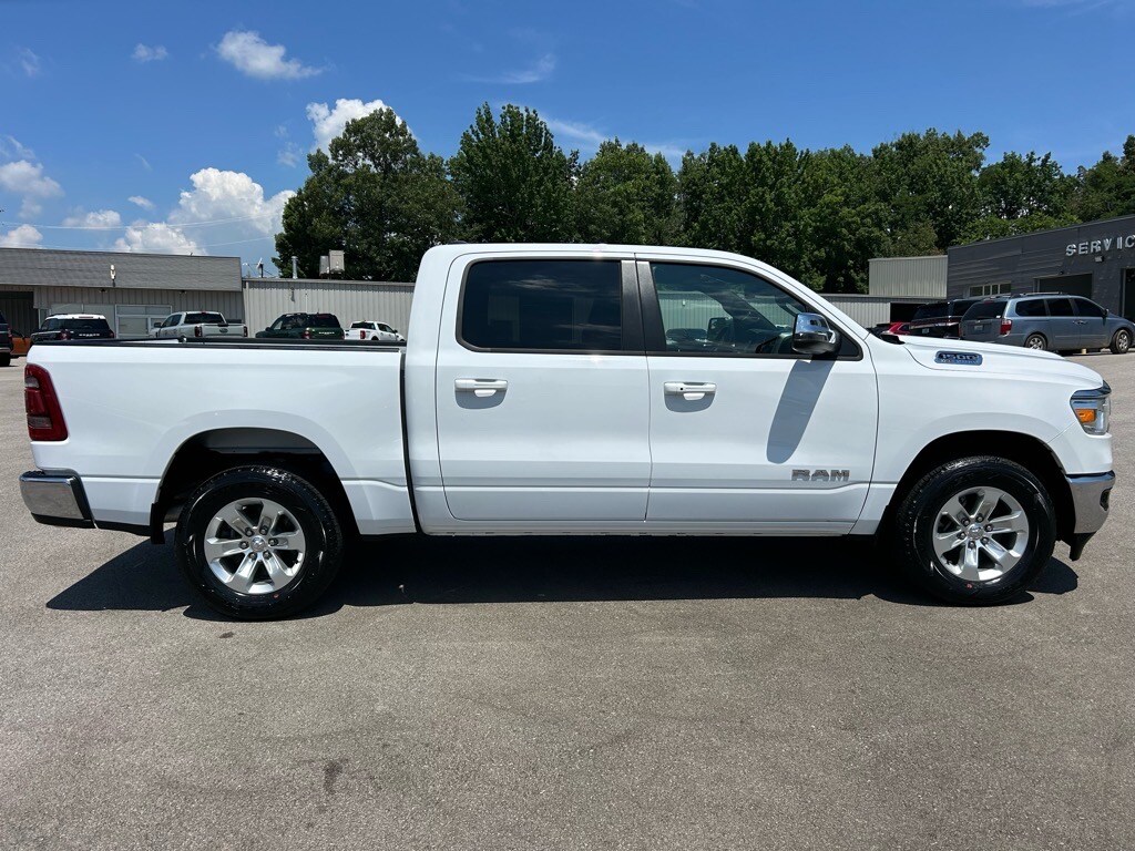 2024 Ram 1500 Laramie photo 3