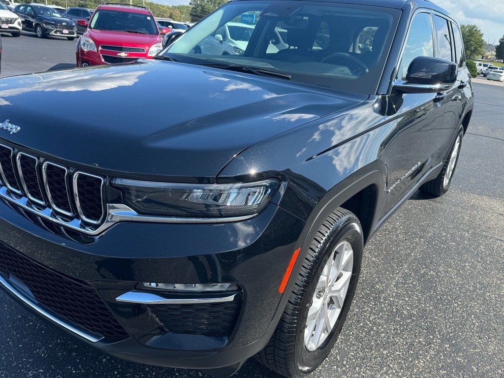 Used 2023 Jeep Grand Cherokee Limited SUV