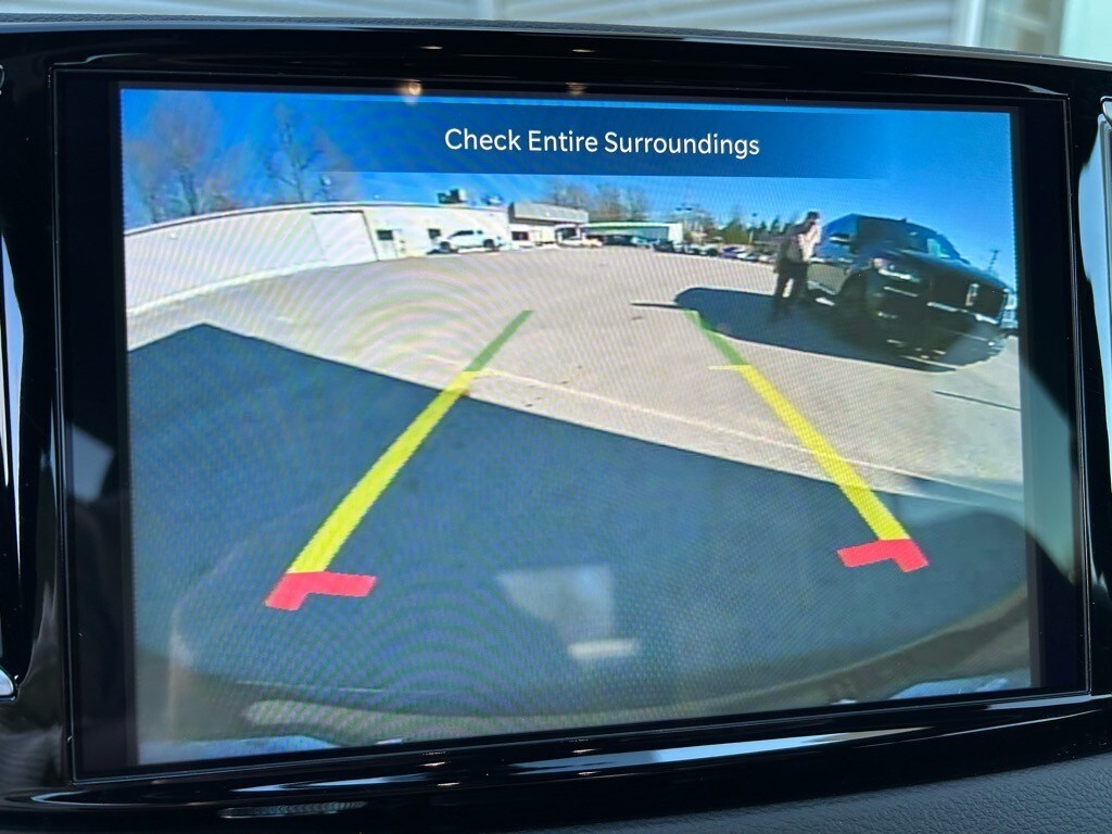 2025 Chrysler Voyager LX - Photo 22