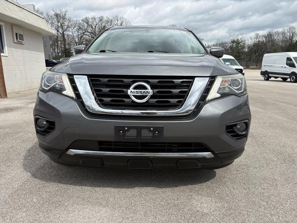Used 2018 Nissan Pathfinder SV SUV