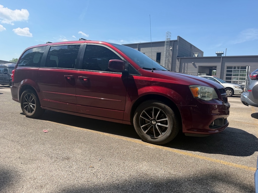 Used 2017 Dodge Grand Caravan GT Van