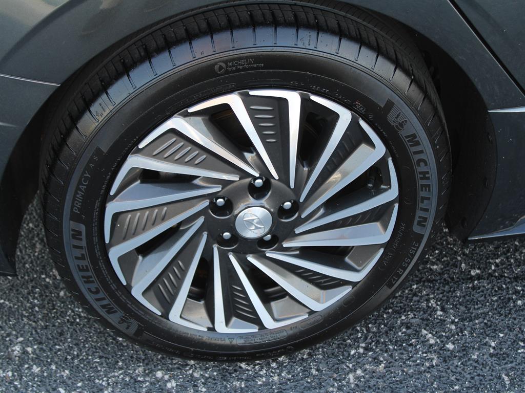 2023 Hyundai Sonata Hybrid SEL - Photo 12