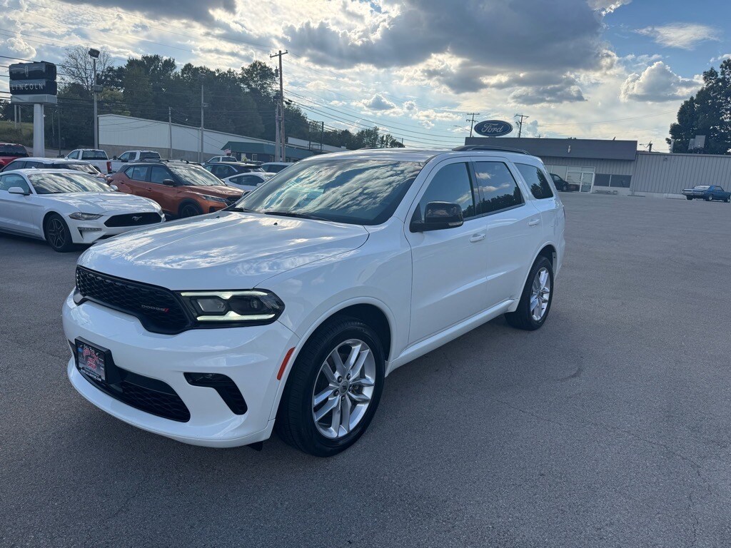 2023 Dodge Durango GT photo 3