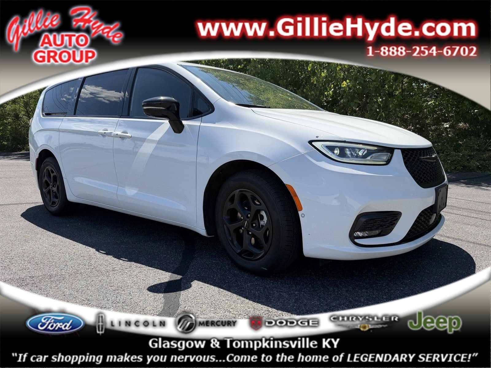 2024 Chrysler Pacifica Hybrid Select S-Appearance PHEV's photo