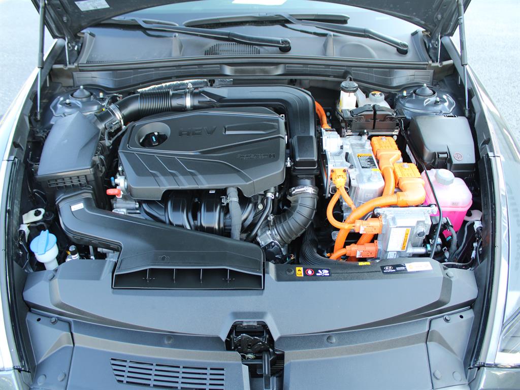 2023 Hyundai Sonata Hybrid SEL - Photo 15