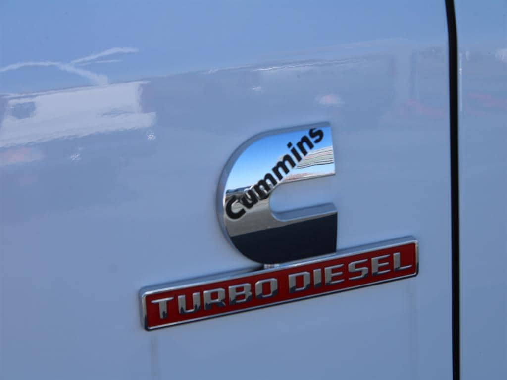 New 2026 Ram 2500 BIG HORN CREW CAB 4X4 6'4 BOX Pickup