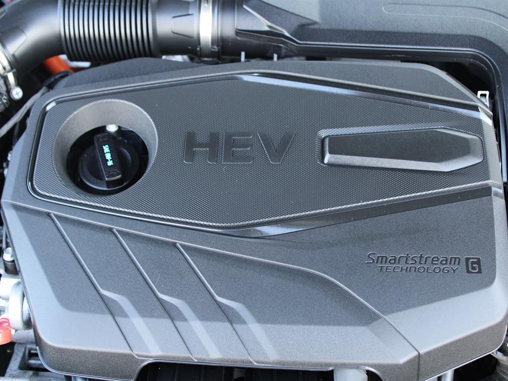 2023 Hyundai Sonata Hybrid SEL - Photo 17