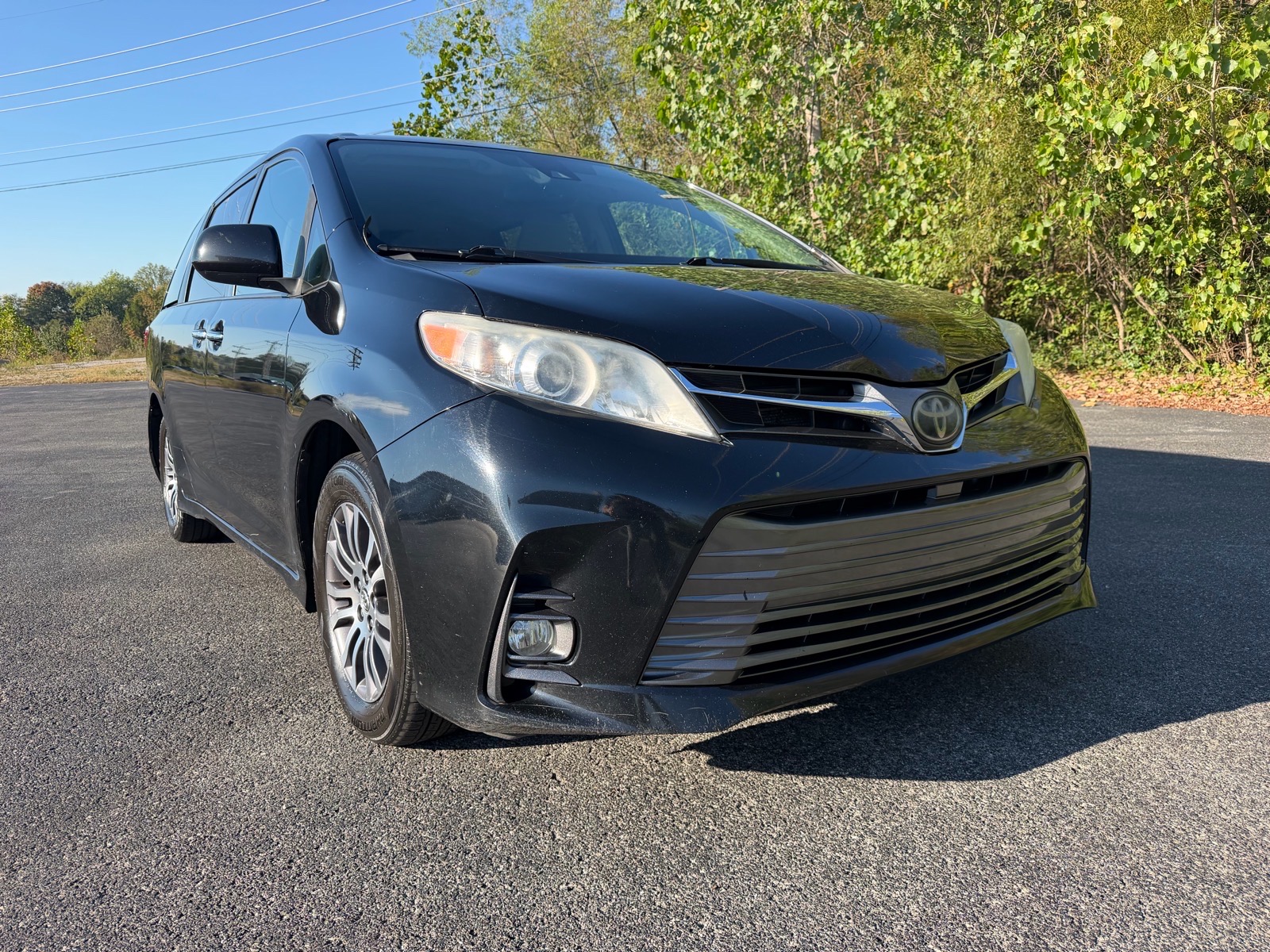 Used 2019 Toyota Sienna XLE 7-Passenger Van