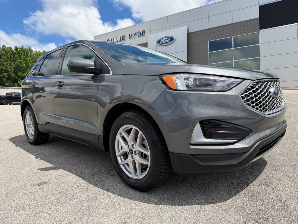 Used 2024 Ford Edge SEL SUV