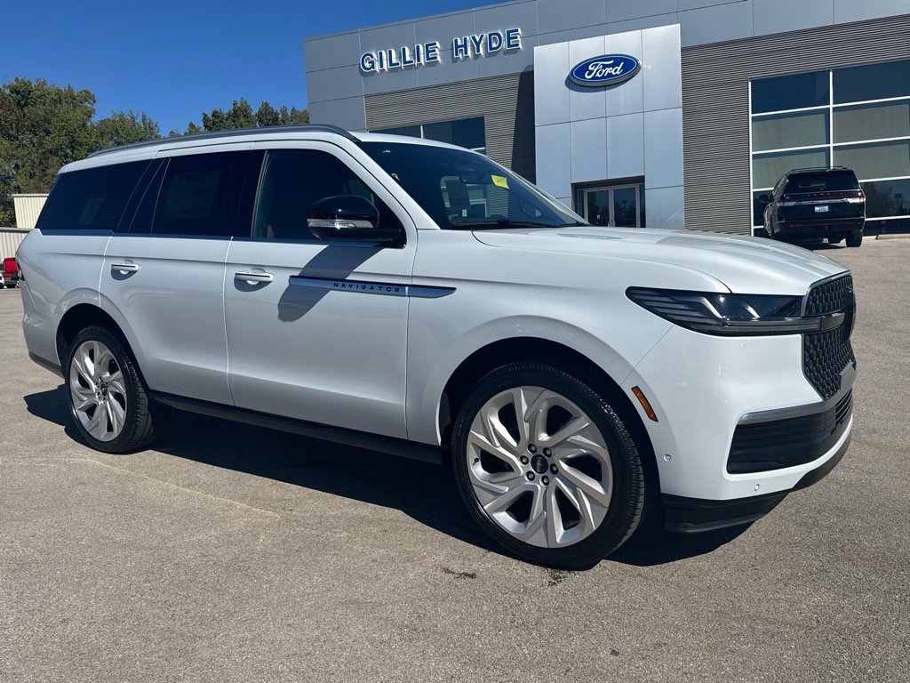 2025 Lincoln Navigator SUV 