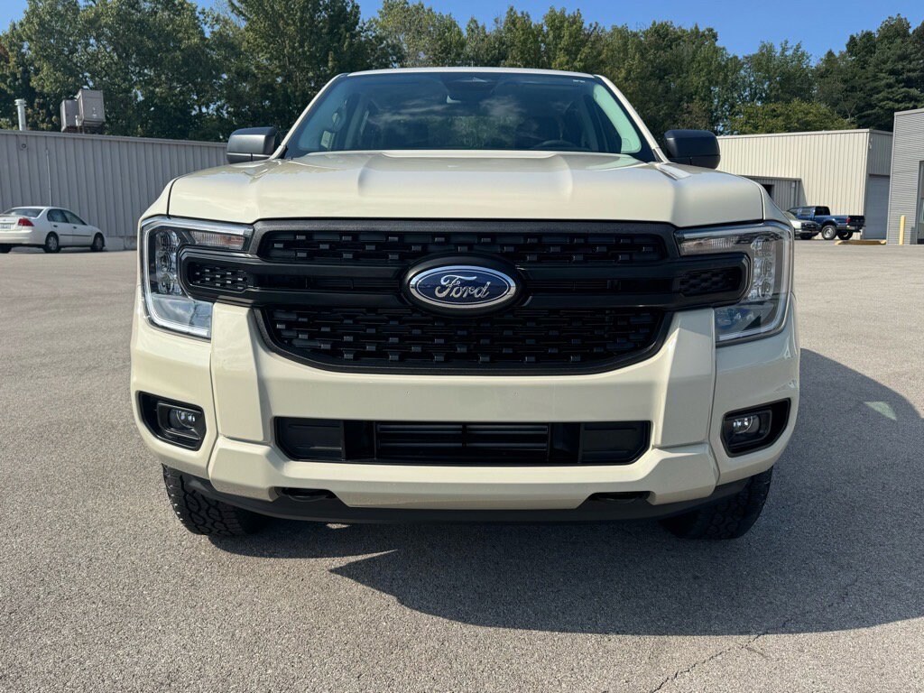 New 2025 Ford Ranger XL Truck SuperCrew