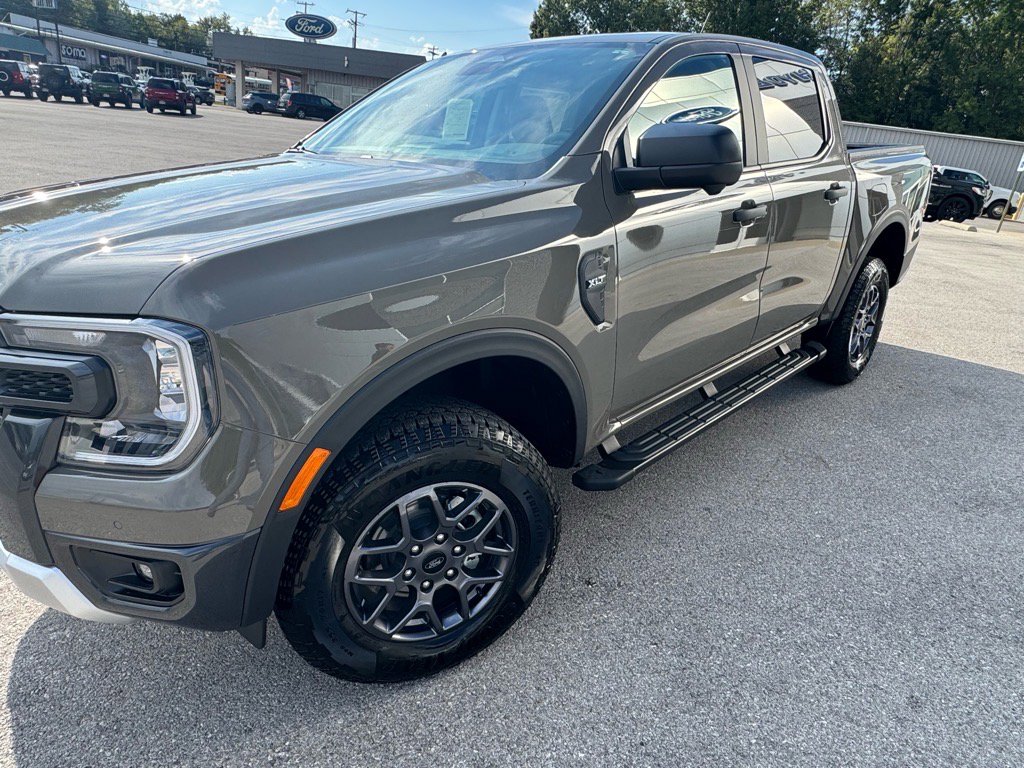 2025 Ford Ranger XLT photo 2