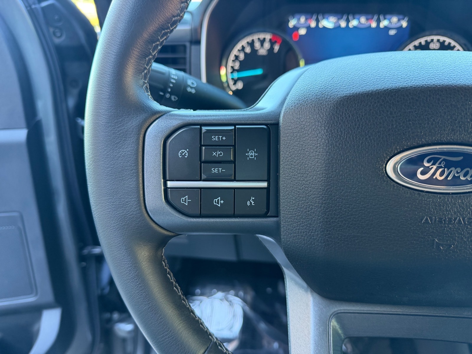 2023 Ford F-150 XLT - Photo 42
