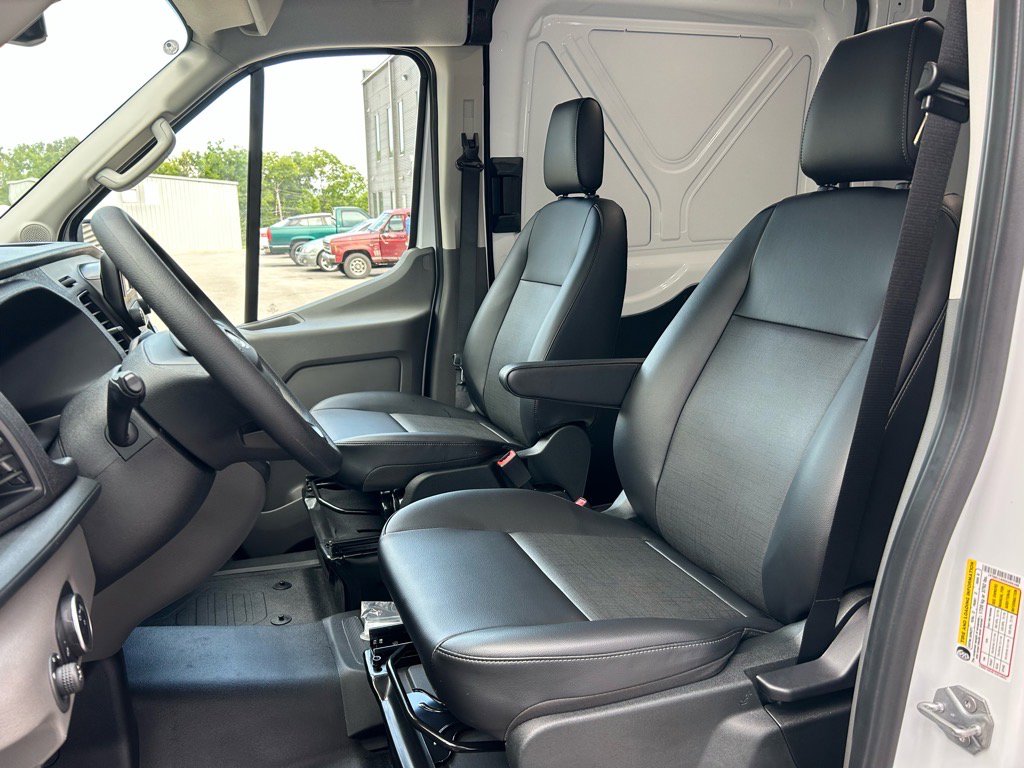 2025 Ford Transit Van Base - Photo 14