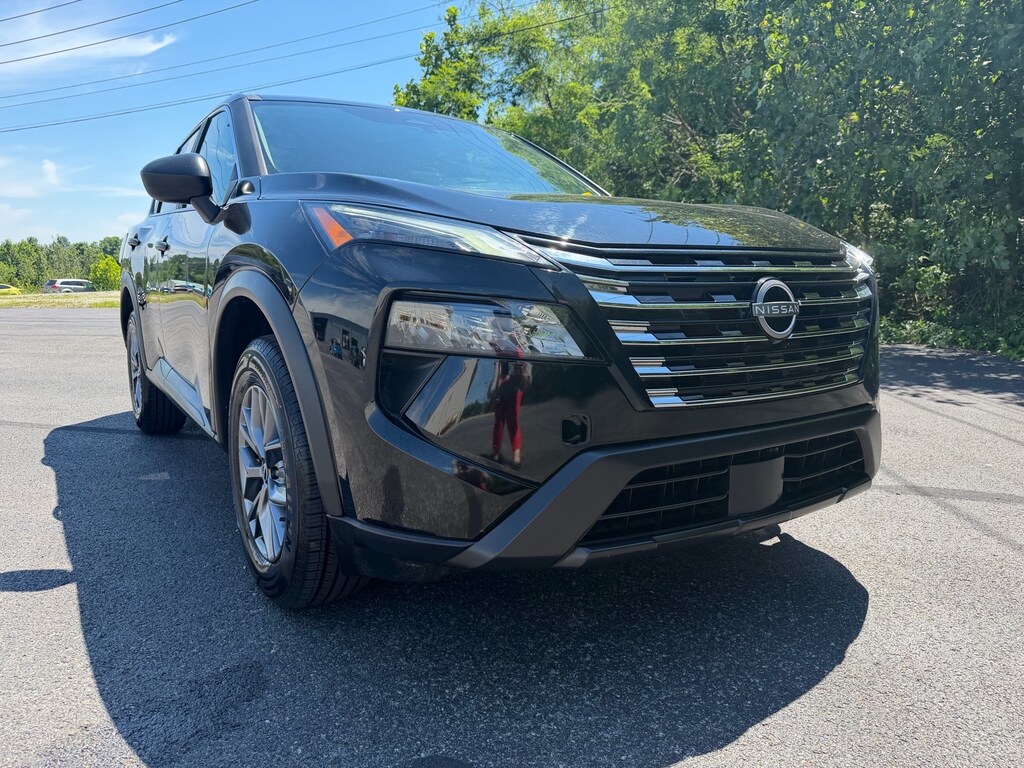 Used 2024 Nissan Rogue S SUV