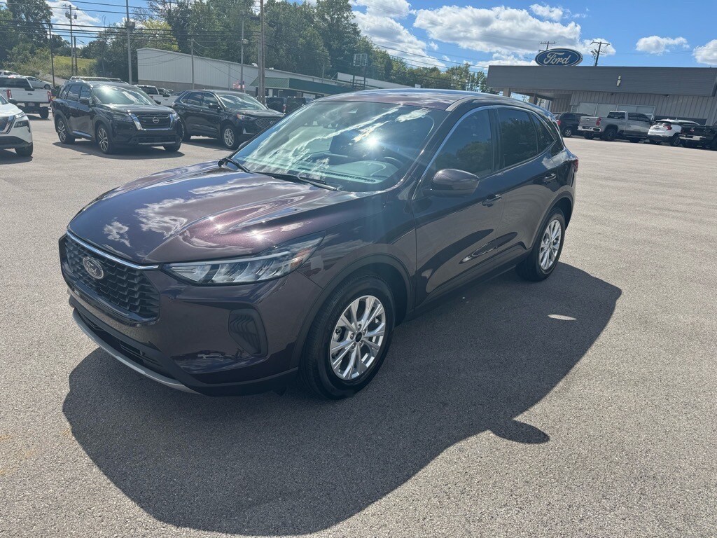 2023 Ford Escape Active photo 3