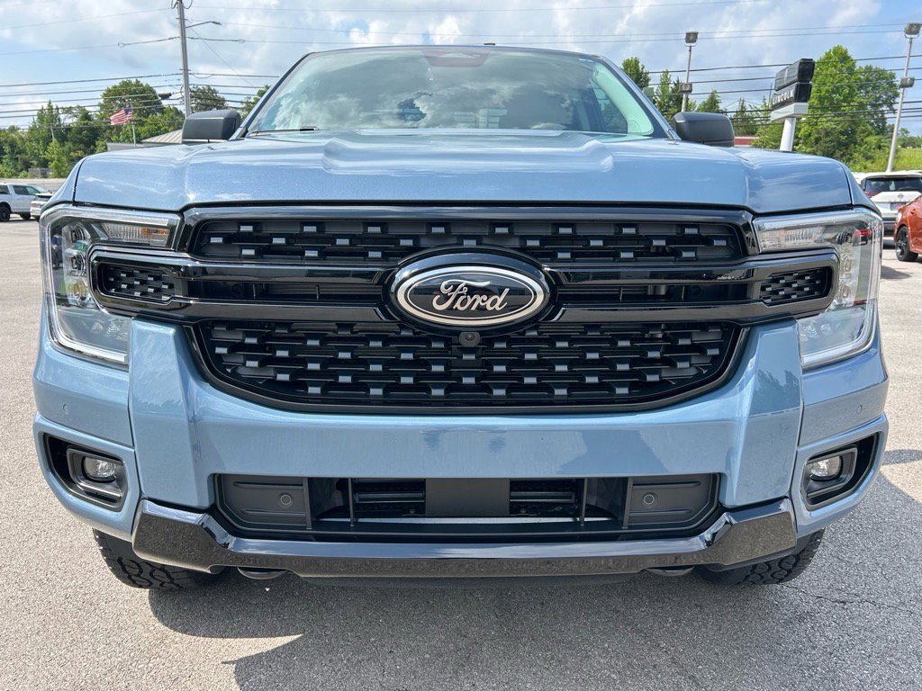 2025 Ford Ranger XLT FX4 Off-Road photo 2