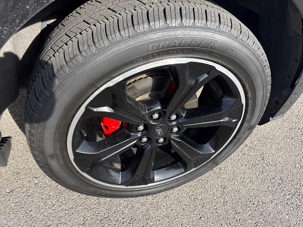 2022 Ford Expedition Limited's photo