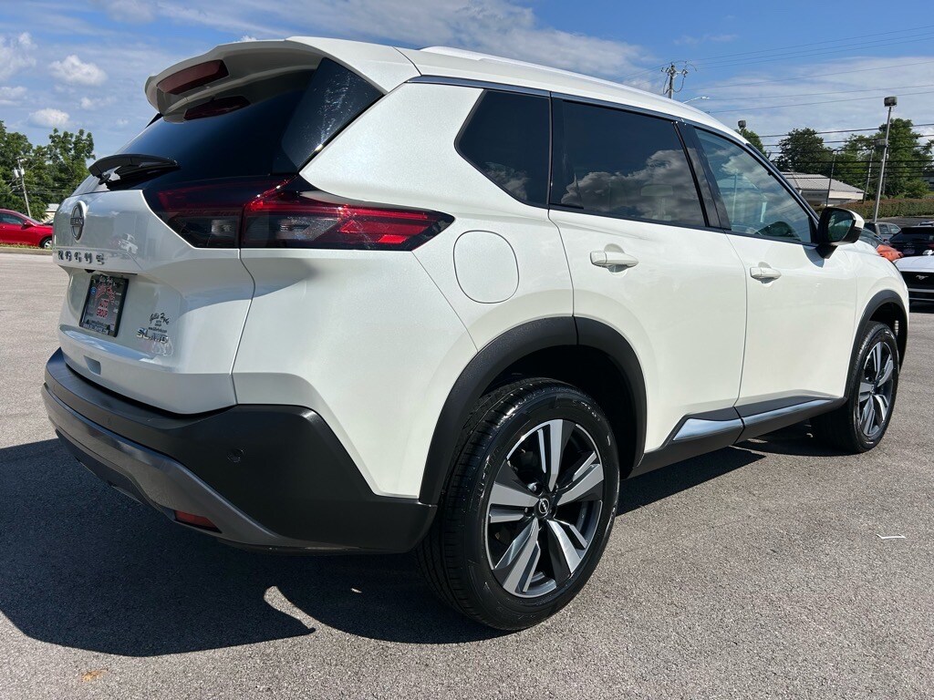 2023 Nissan Rogue SL AWD photo 2