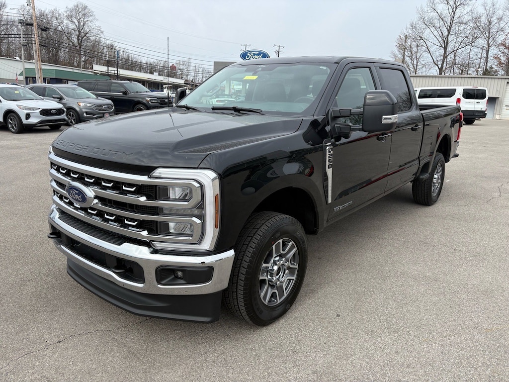 New 2026 Ford F-250 LARIAT Truck Crew Cab
