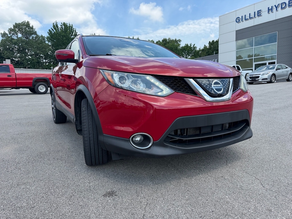 Used 2018 Nissan Rogue Sport SL SUV