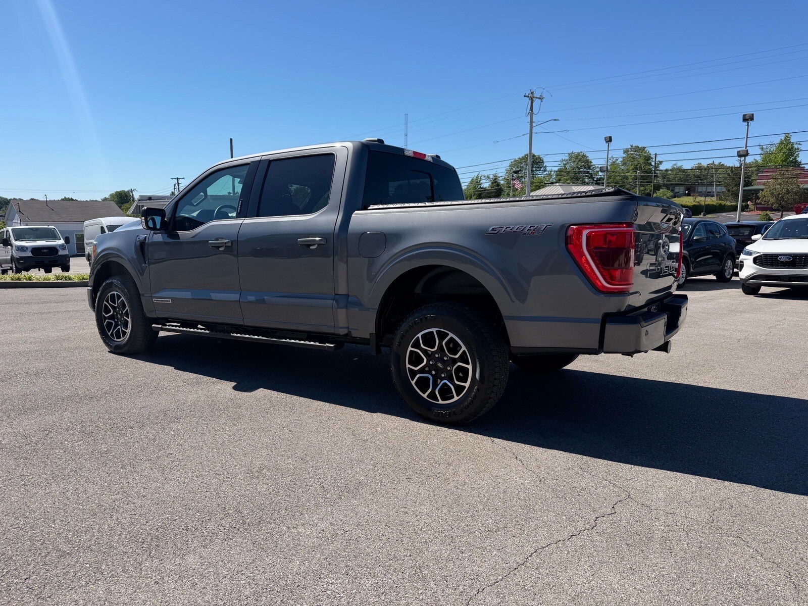 2023 Ford F-150 XLT - Photo 13