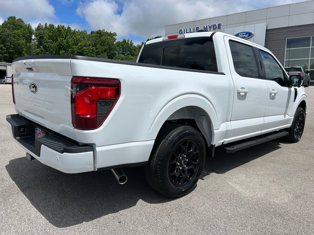 2025 Ford F-150 XLT photo 4