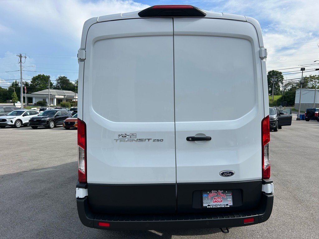 2025 Ford Transit Van Base - Photo 5