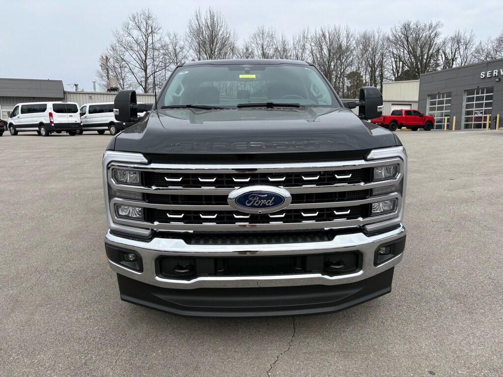 New 2026 Ford F-250 LARIAT Truck Crew Cab