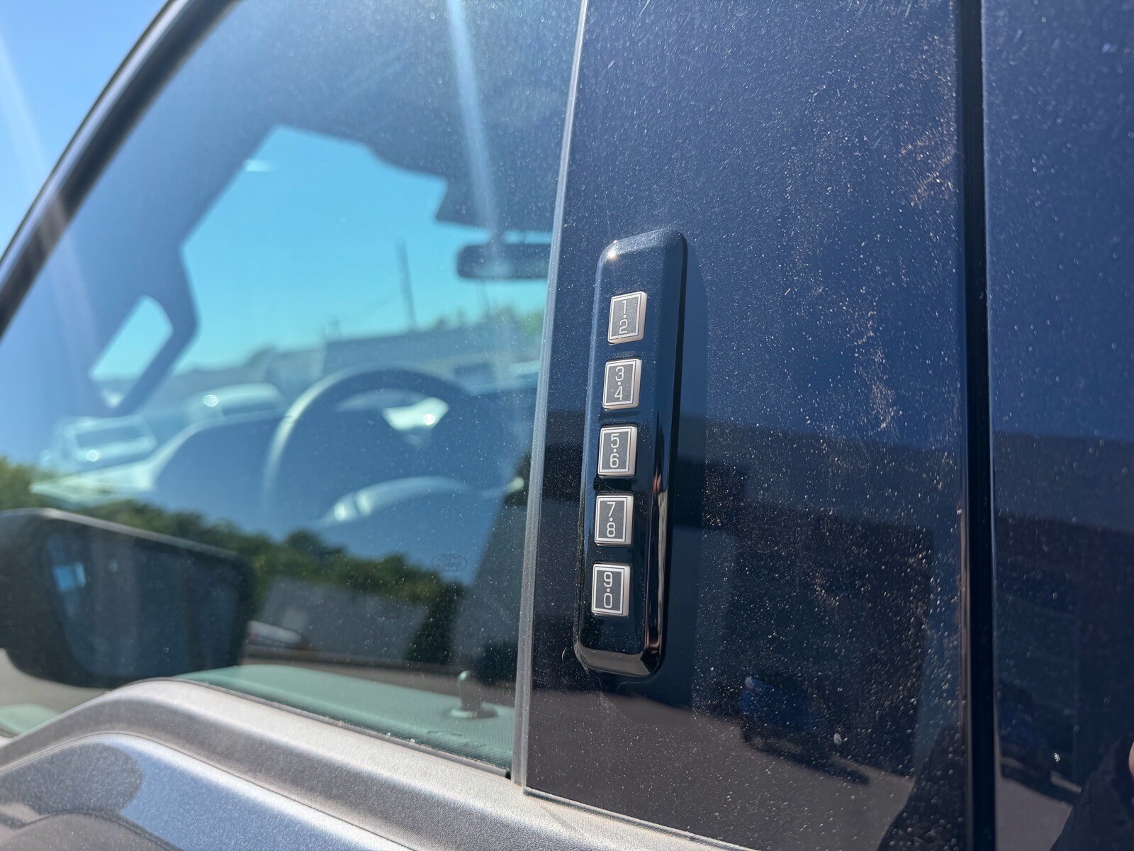 2023 Ford F-150 XLT - Photo 12