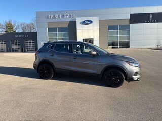 2022 Nissan Rogue Sport SV SUV