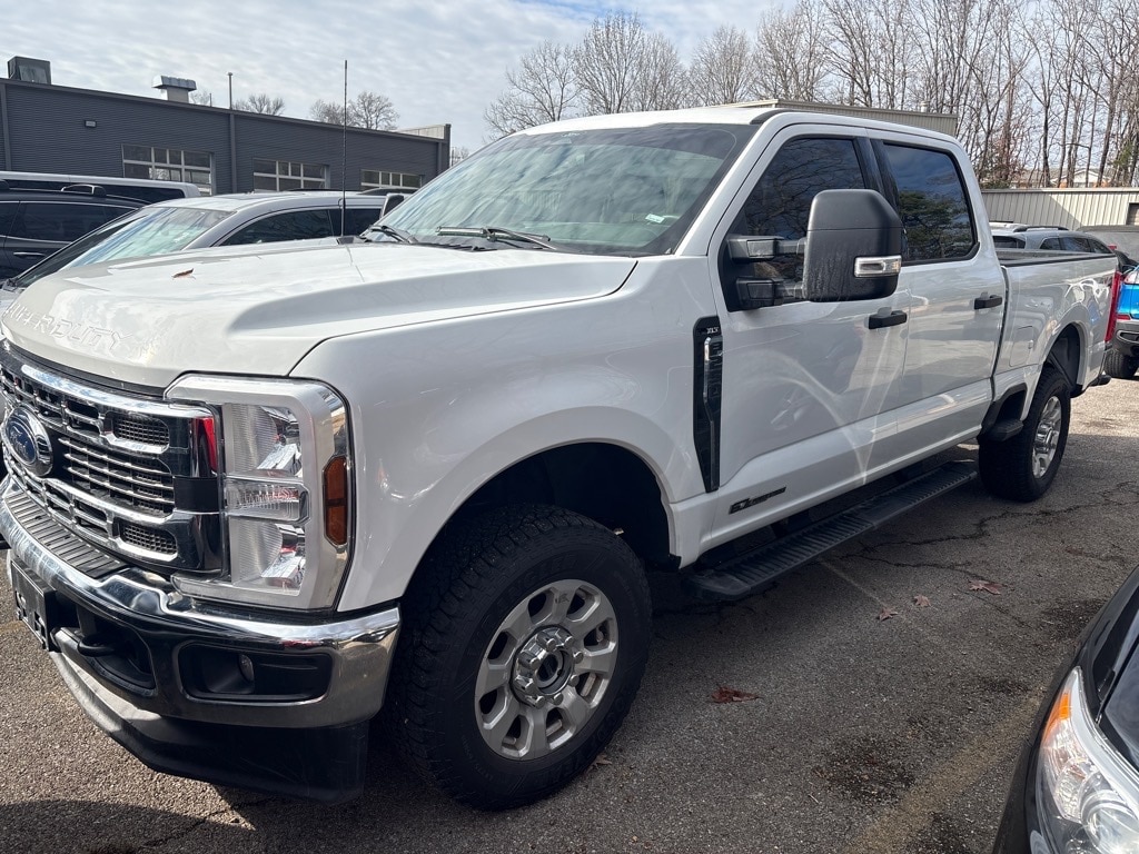 2024 Ford F-250 Super Duty XLT's photo