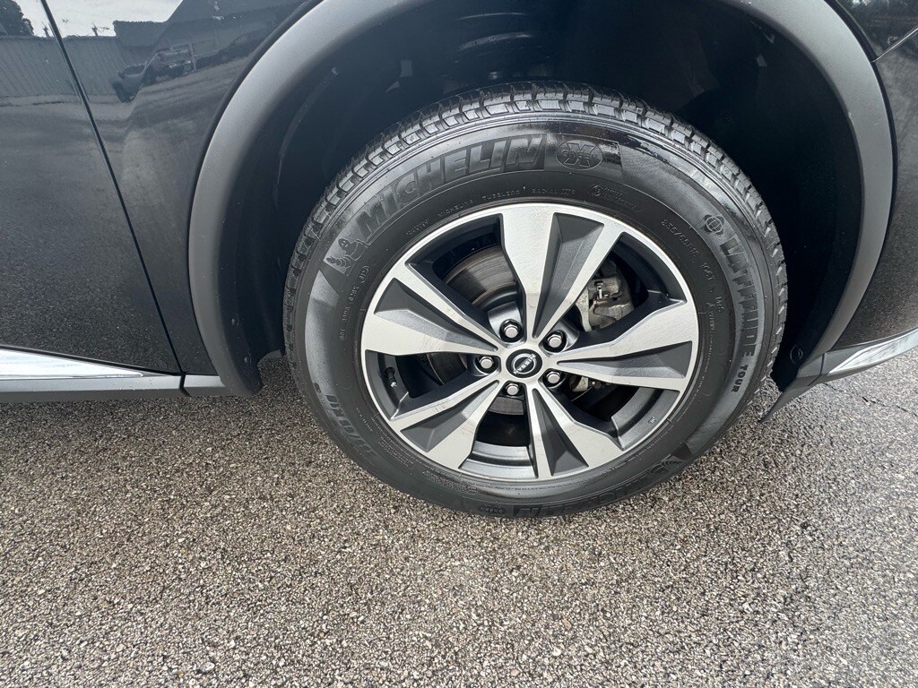 Used 2023 Nissan Murano SV SUV