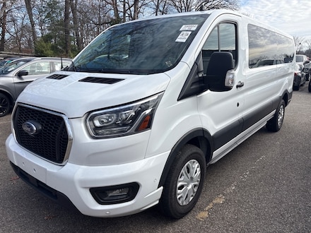 2023 Ford Transit Wagon Low Roof Van