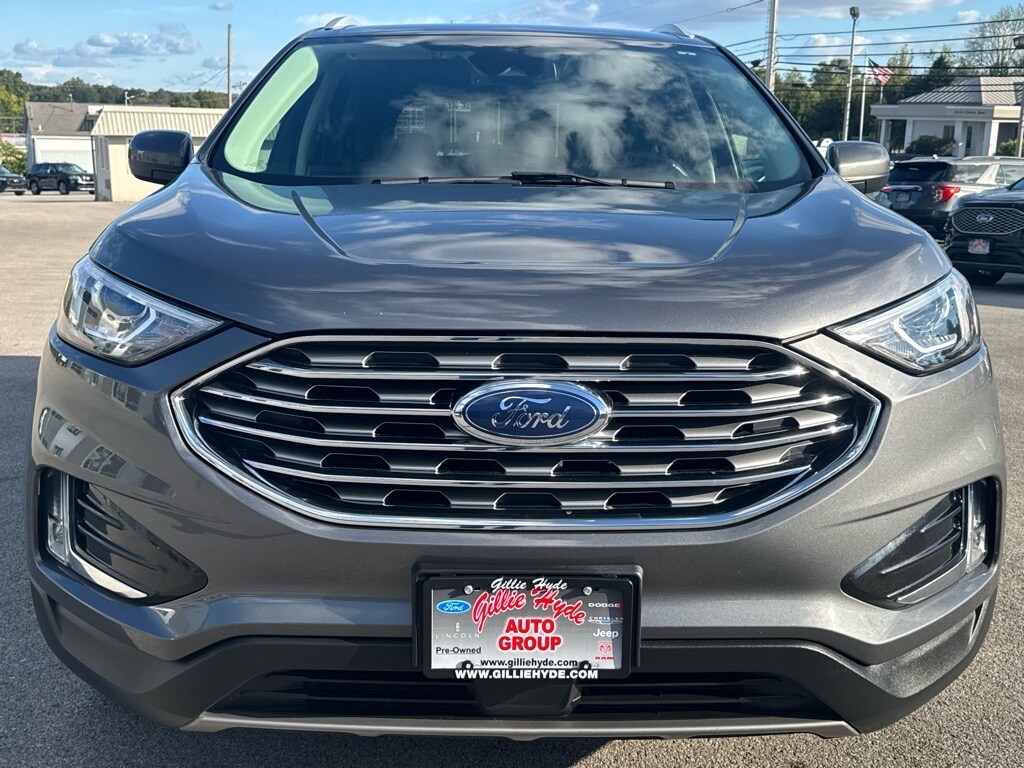 2021 Ford Edge SEL photo 4