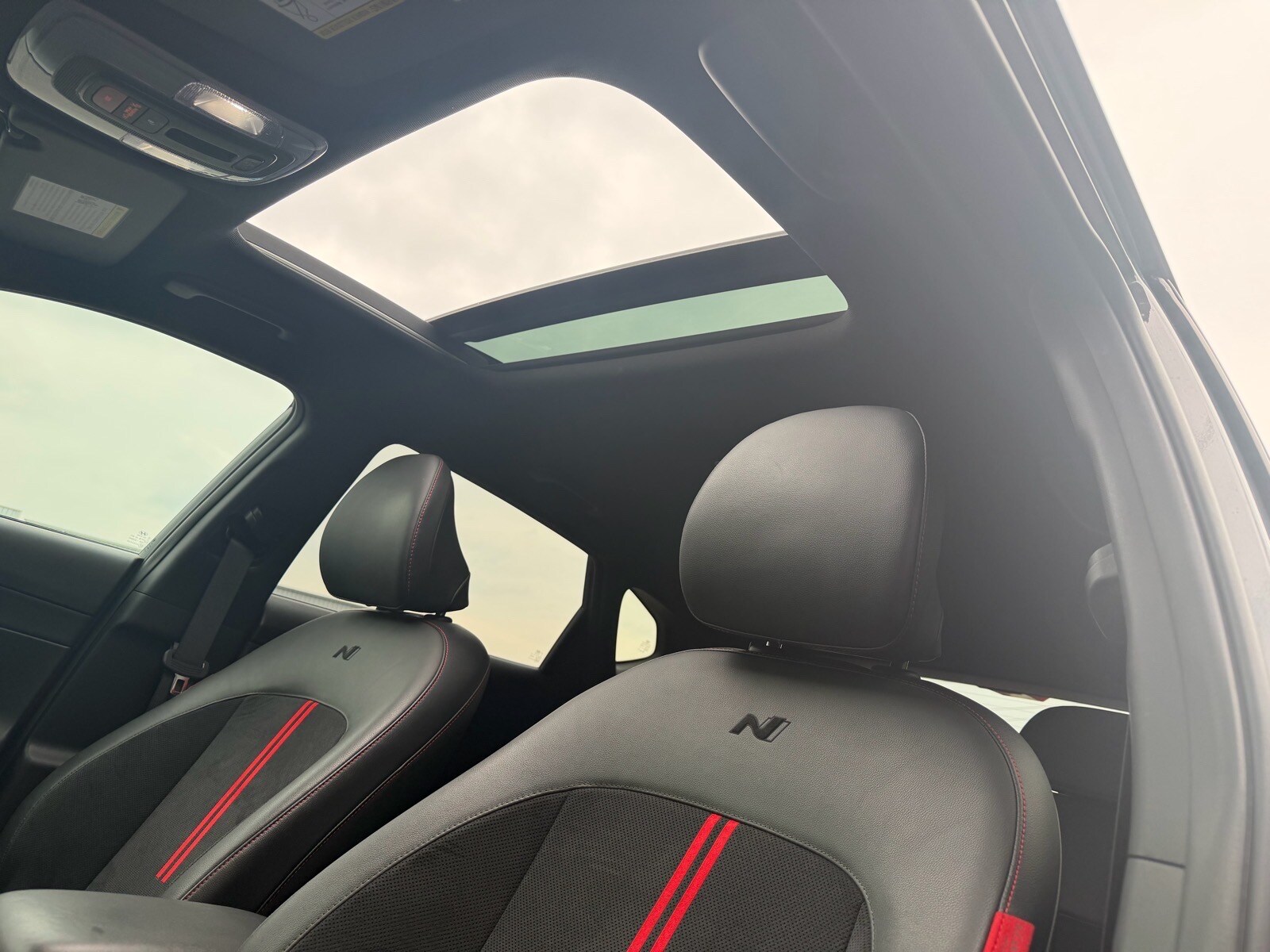 2024 Hyundai Kona N Line - Photo 27