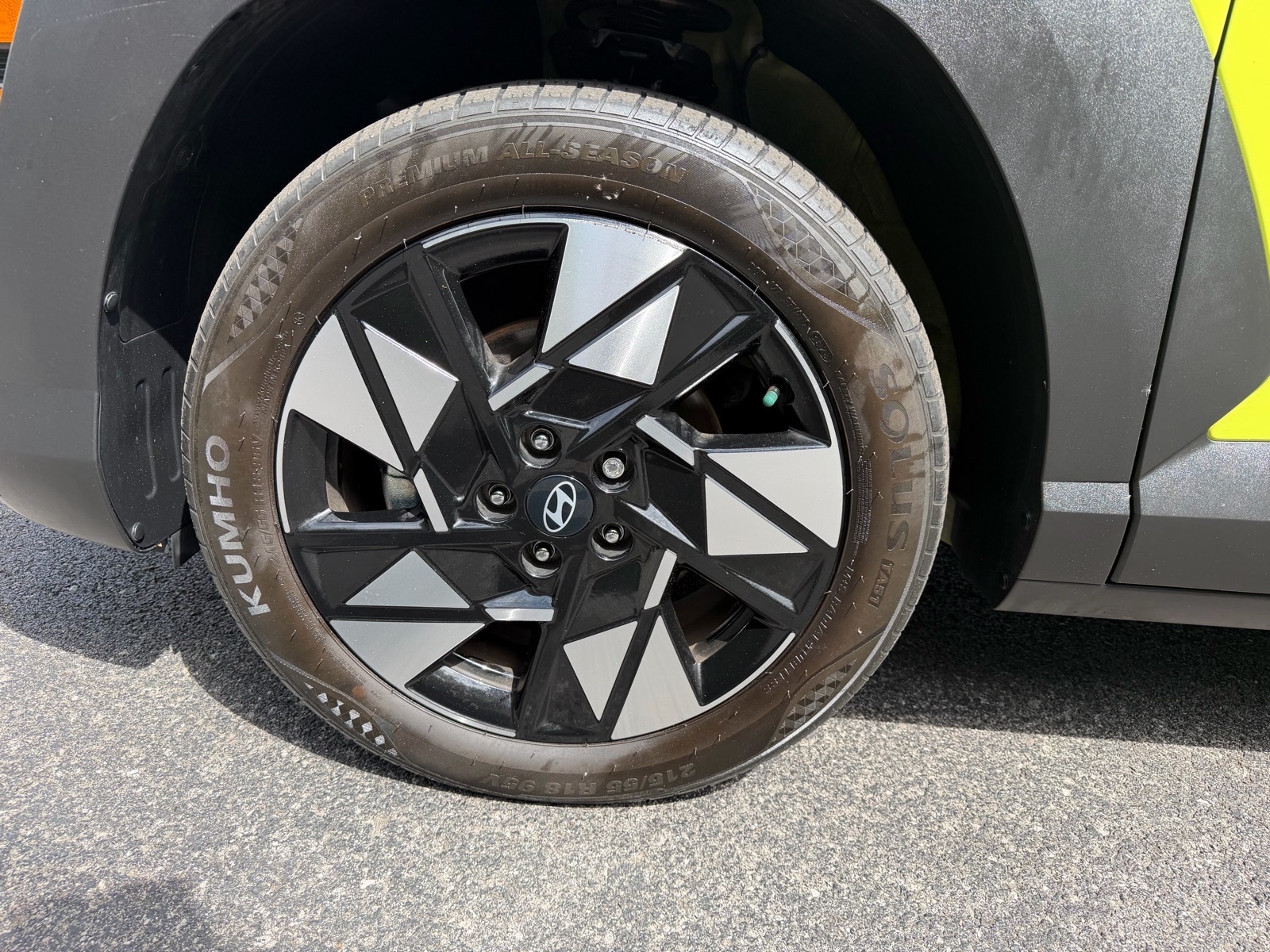2024 Hyundai Kona SEL - Photo 20