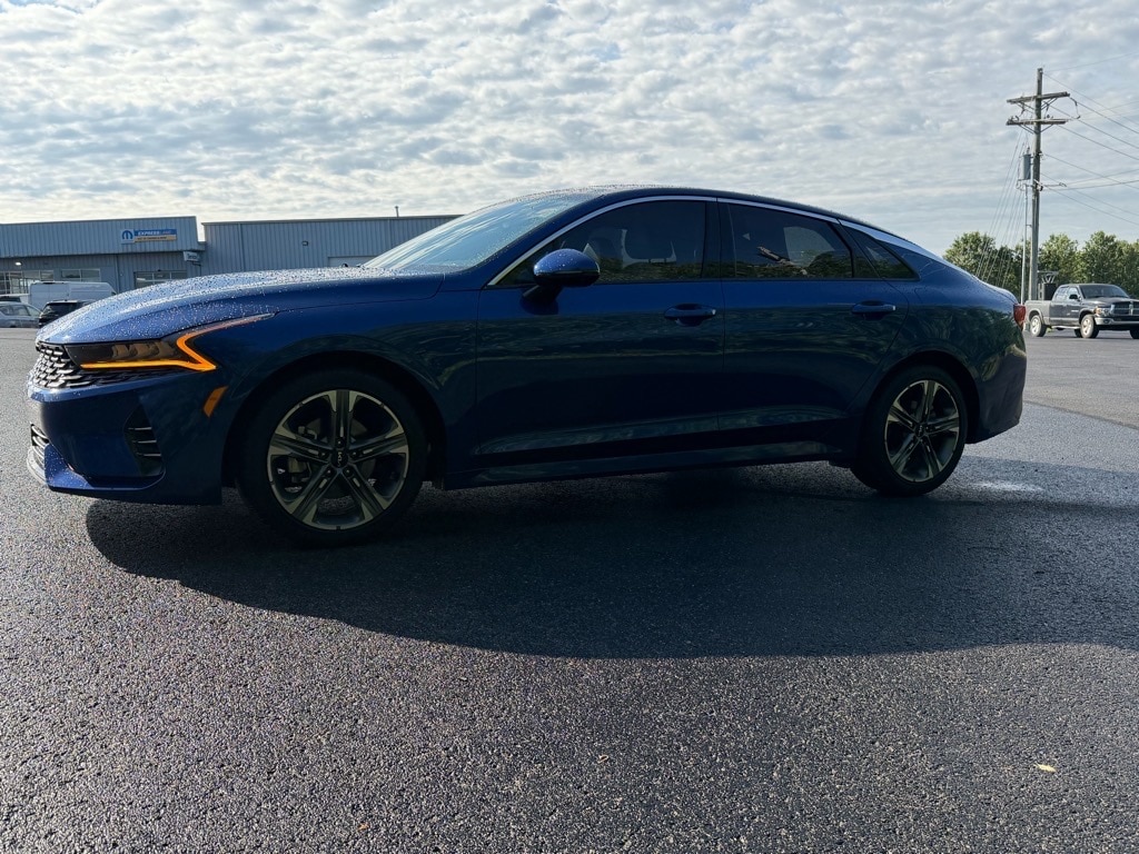 2023 Kia K5 EX - Photo 9