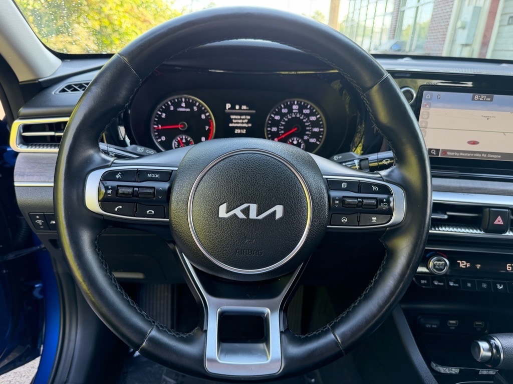 2023 Kia K5 EX - Photo 32